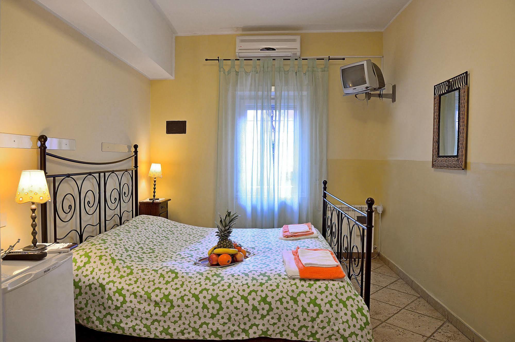 Le 4 Meraviglie Hotell